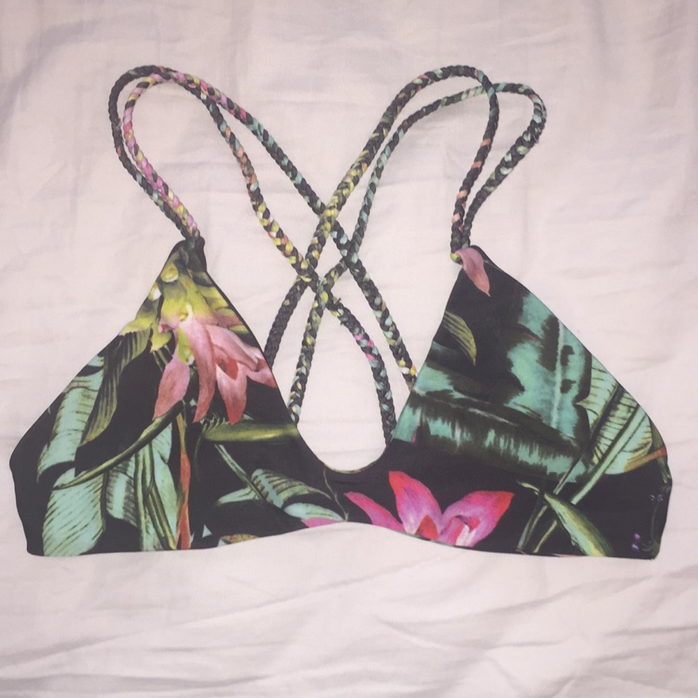 Stone fox swim indie top